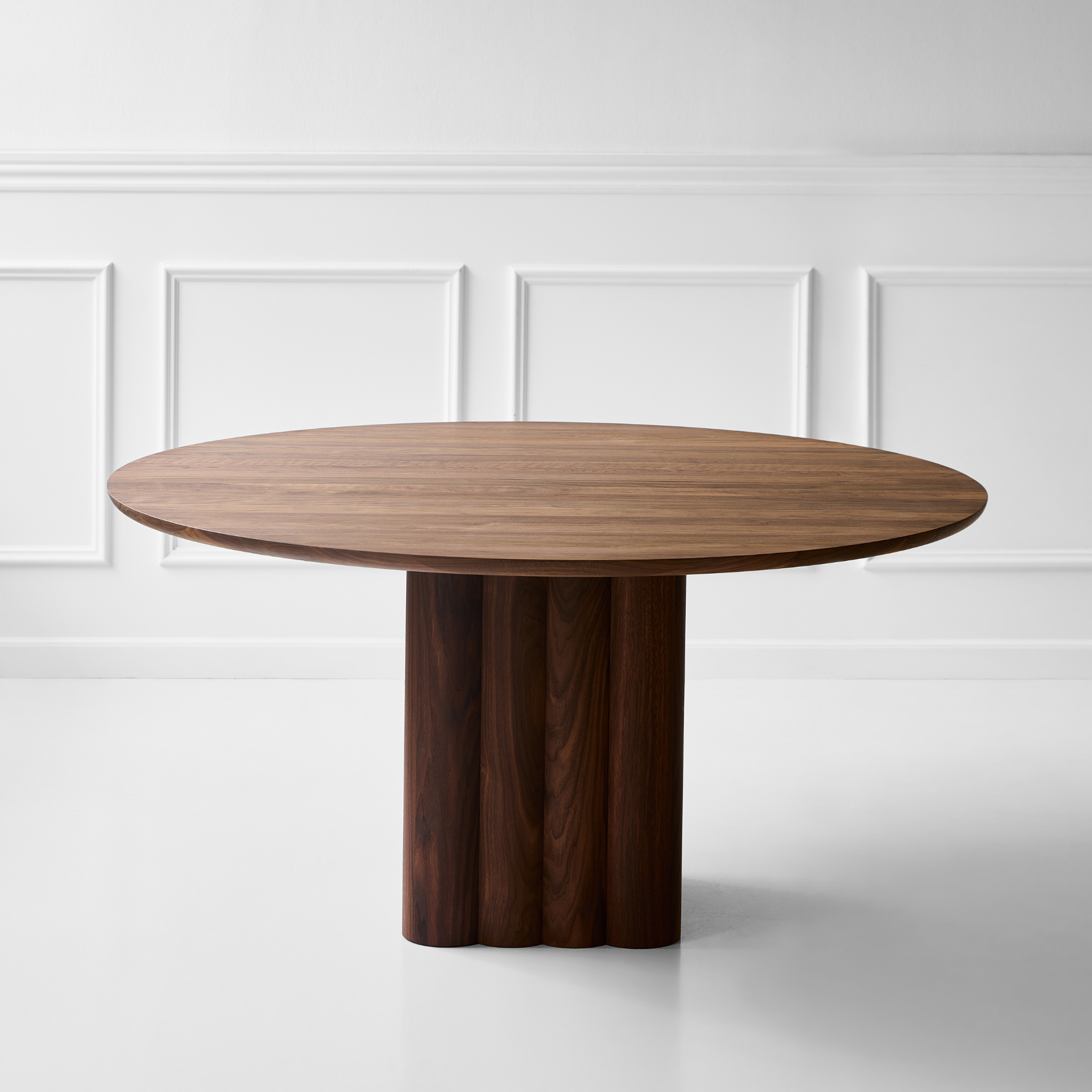 Plush Table Round